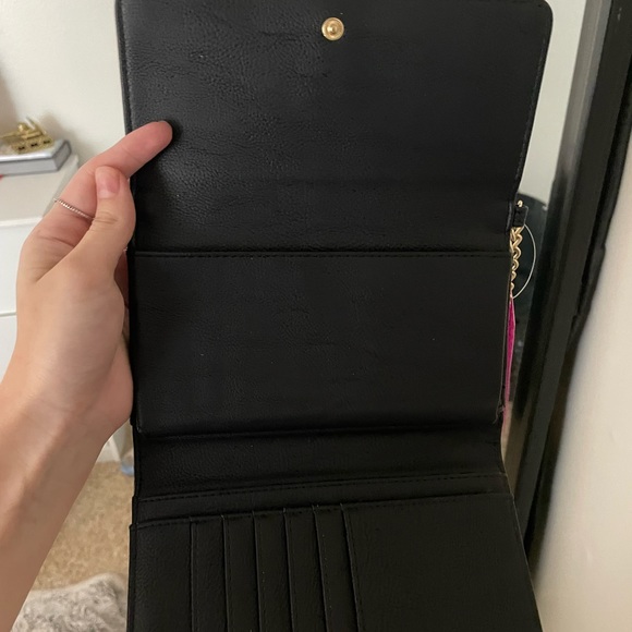 Betsey Johnson Crossbody Wallet Purse - Picture 2 of 2